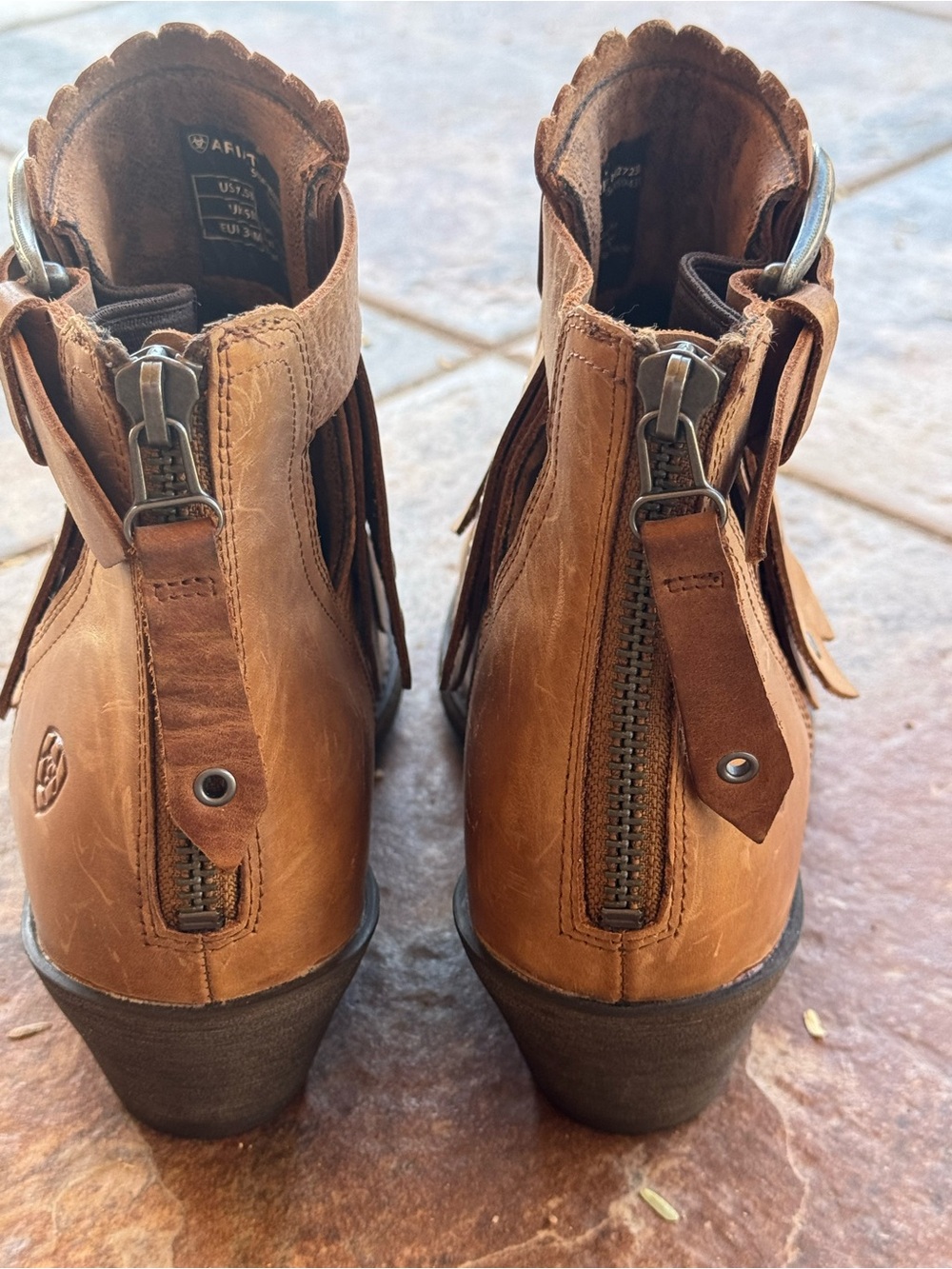 Ariat Hadley Leather Western Ankle Boots - Size 7.5 - Picture 8 of 10